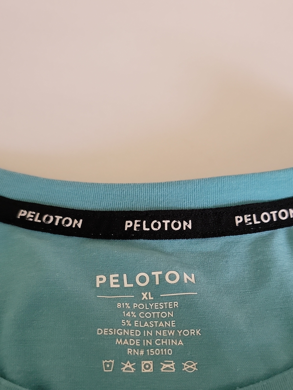 PELOTON MEN'S LIGHT BLUE SHORT SLEEVE PERFORMANCE TEE - Picture 4 of 5